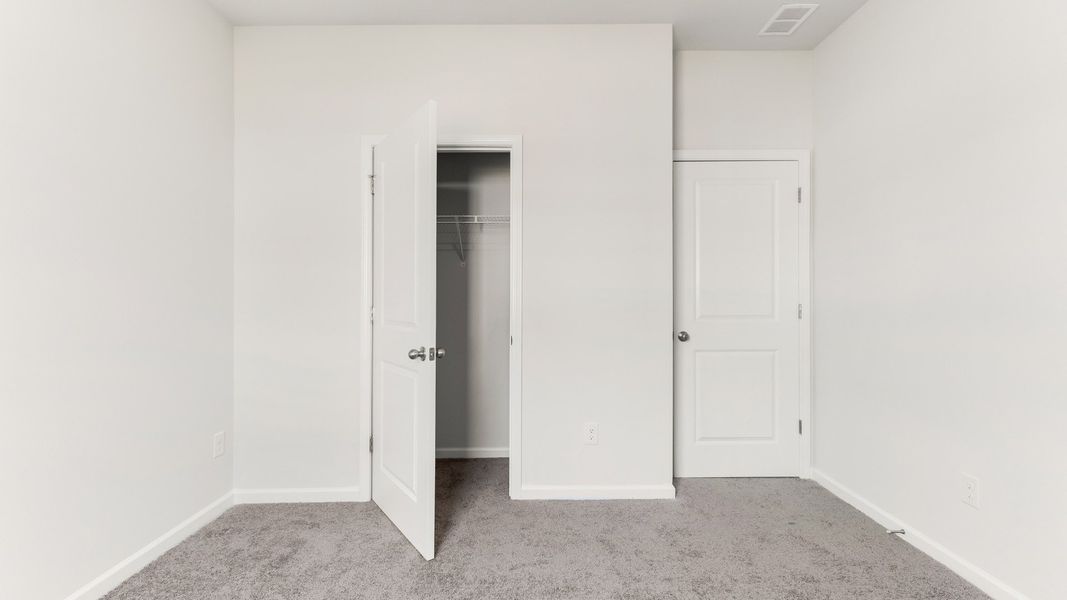 Image 36 representing the HAYDEN by D.R. Horton in Sidbury Station, Castle Hayne, NC.