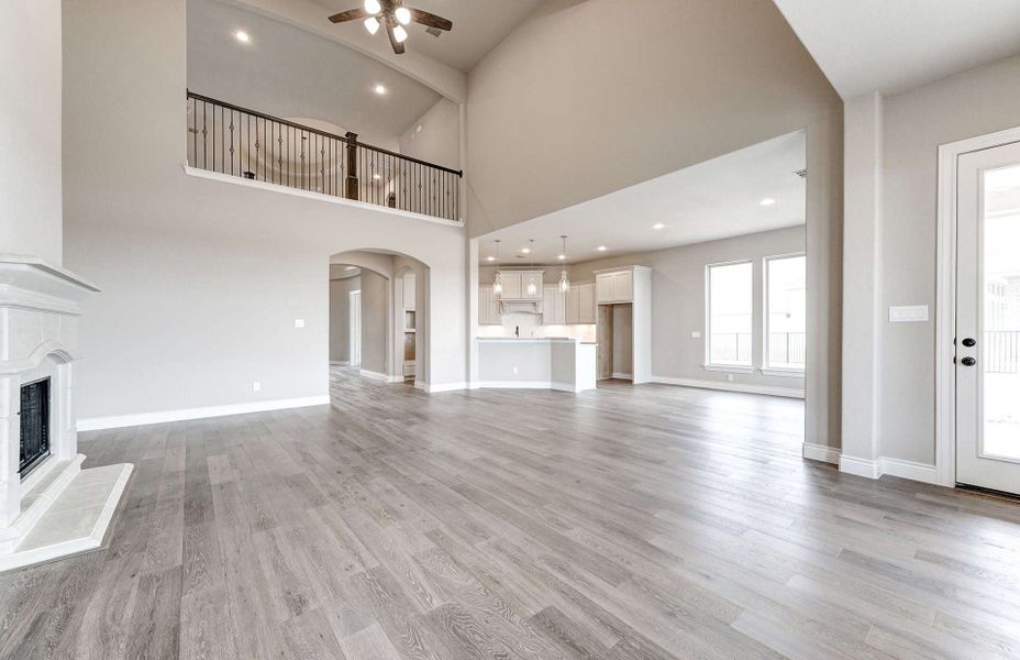 Spacious, unfurnished interior of a new home in Bridgeland 60′, Cypress (Image 29).