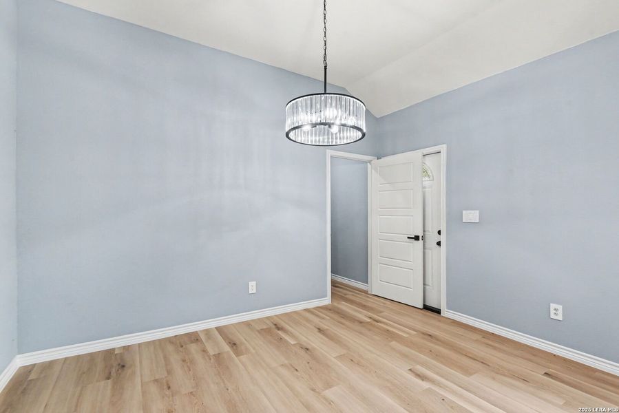 Spacious, unfurnished interior of a new home in , San Antonio (Image 16).