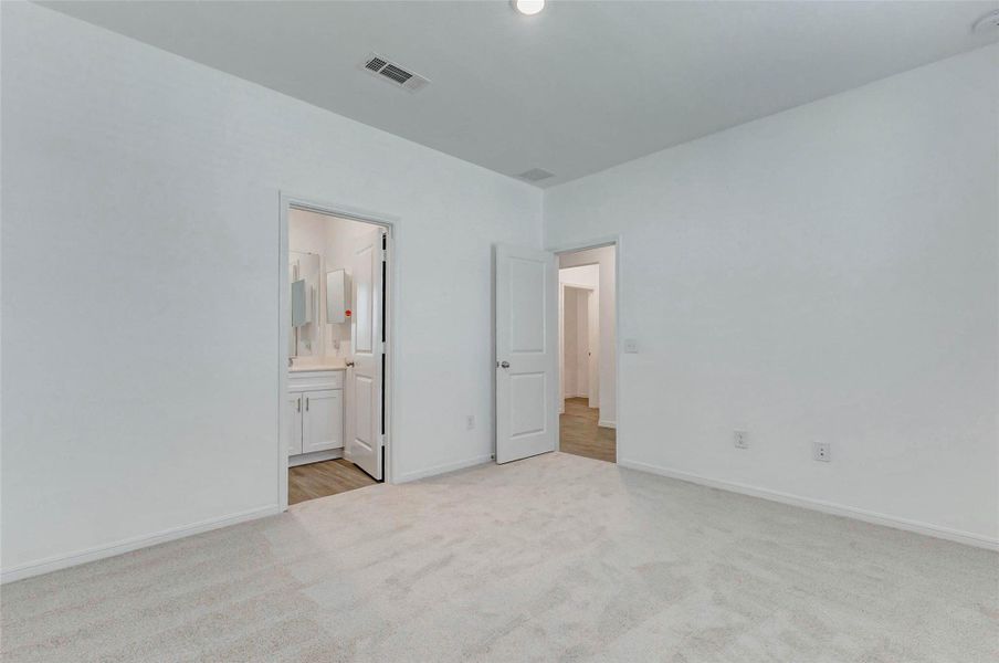 Spacious, unfurnished interior of a new home in Marvida, Cypress (Image 18).