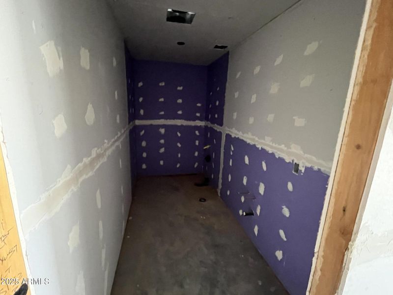 BCC43F24-6E6E-4288-8EE6-8531F8560767