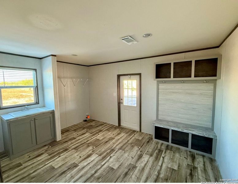 Spacious, unfurnished interior of a new home in , Knippa (Image 6). Spacious, unfurnished interior of a new home in , Knippa (Image 6).