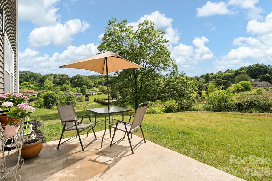 Community amenities in Valleywood Farms, Waynesville (Image 40).
