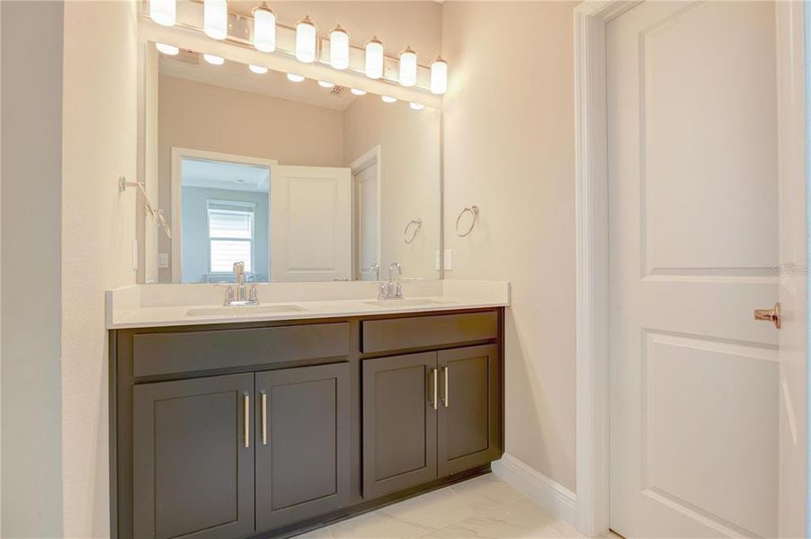 Furnished interior view inside a new home in , Winter Garden (Image 17).