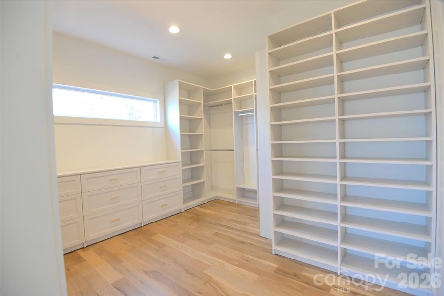 Spacious, unfurnished interior of a new home in , Old Fort (Image 36).