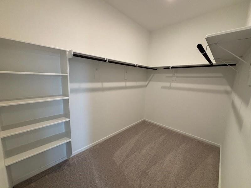 Spacious, unfurnished interior of a new home in Canterra Creek: Classic Collection, Rosharon (Image 12).