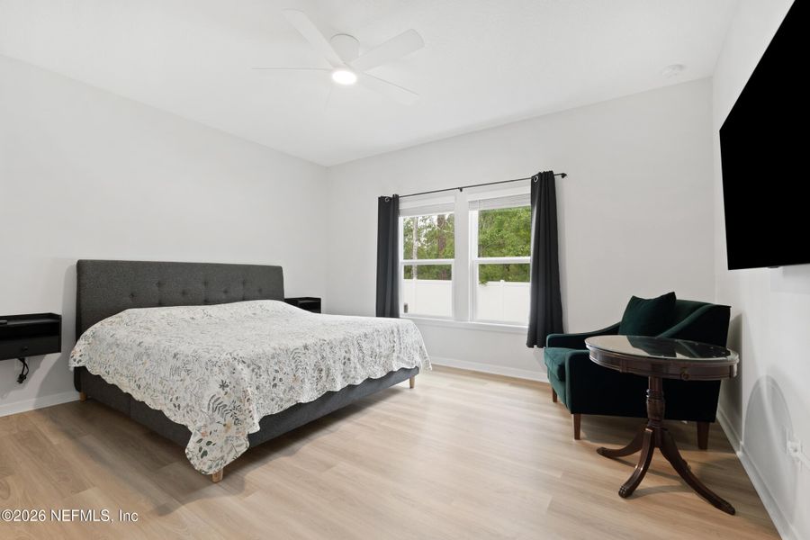 Furnished interior view inside a new home in Concourse Crossing, Fernandina Beach (Image 15).