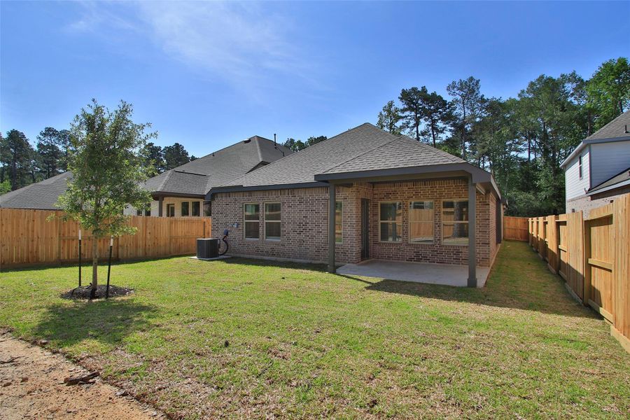 Image 2 of a home in The Woodlands Hills.