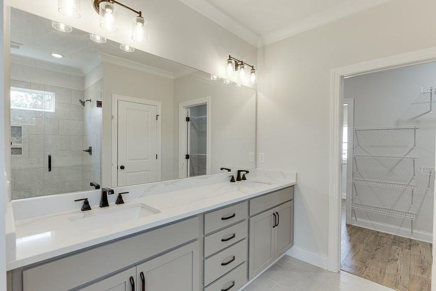 Furnished interior view inside a new home in , Jefferson (Image 9).