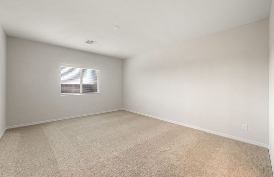 Spacious, unfurnished interior of a new home in El Cidro, Goodyear (Image 22).
