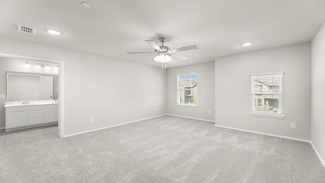 Spacious, unfurnished interior of a new home in Heartland Townhomes, Heartland (Image 16).
