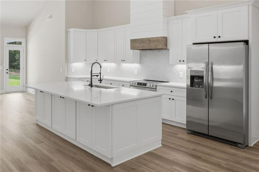 Furnished interior view inside a new home in , Gainesville (Image 14).