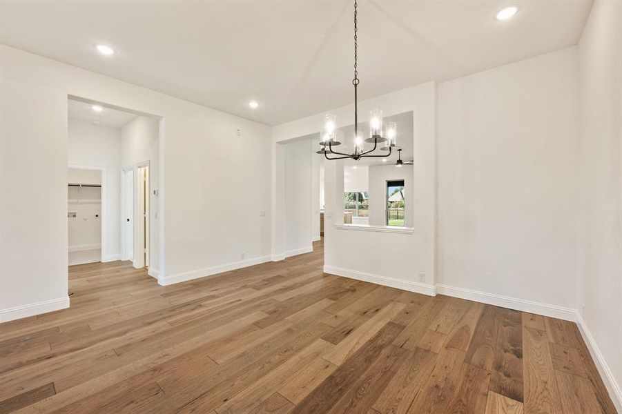 Spacious, unfurnished interior of a new home in Abe's Landing, Granbury (Image 30).