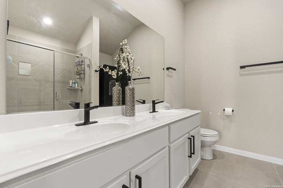 Furnished interior view inside a new home in Hunters Ranch, San Antonio (Image 19). Furnished interior view inside a new home in Hunters Ranch, San Antonio (Image 19).