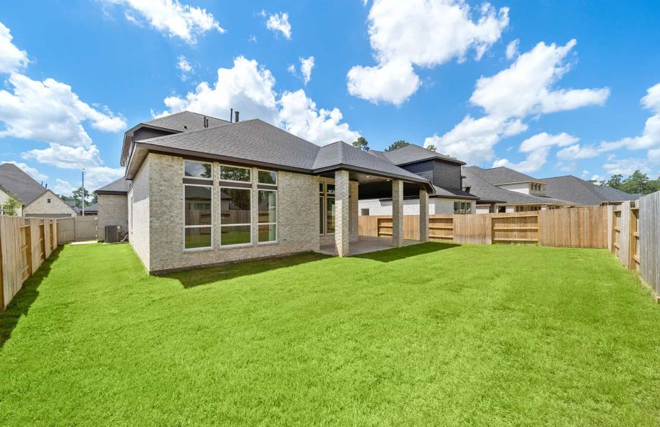 Representative exterior details of a home built from the 3070AU by Ravenna Homes in Audubon 60′, Magnolia (Image 28).