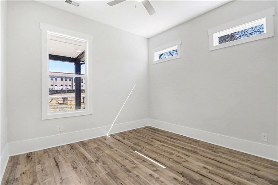 Spacious, unfurnished interior of a new home in , Lawrenceville (Image 23).