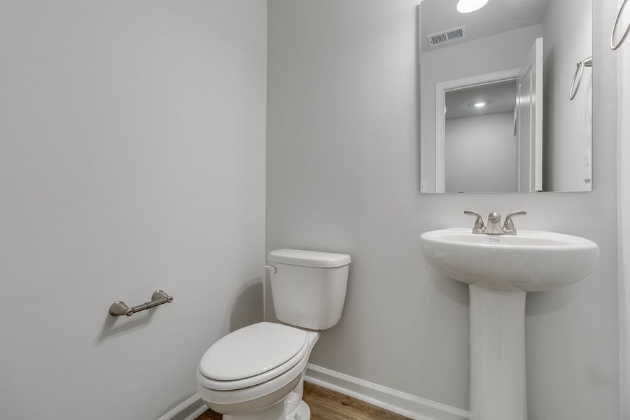 Furnished interior view inside a new home in Winston Point, Gilbert (Image 9).