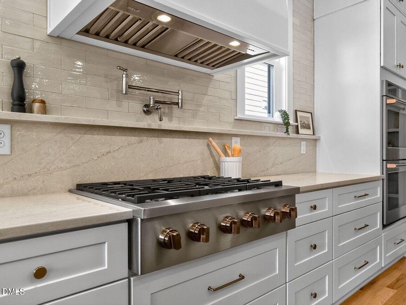 020-1280x960-photo 020-1280x960-photo