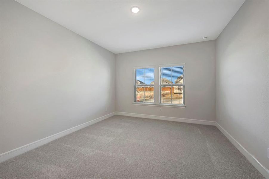 Spacious, unfurnished interior of a new home in Timberbrook, Justin (Image 33).