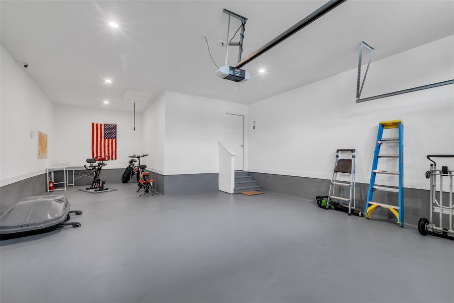 Oversized 3-car tandem garage Oversized 3-car tandem garage