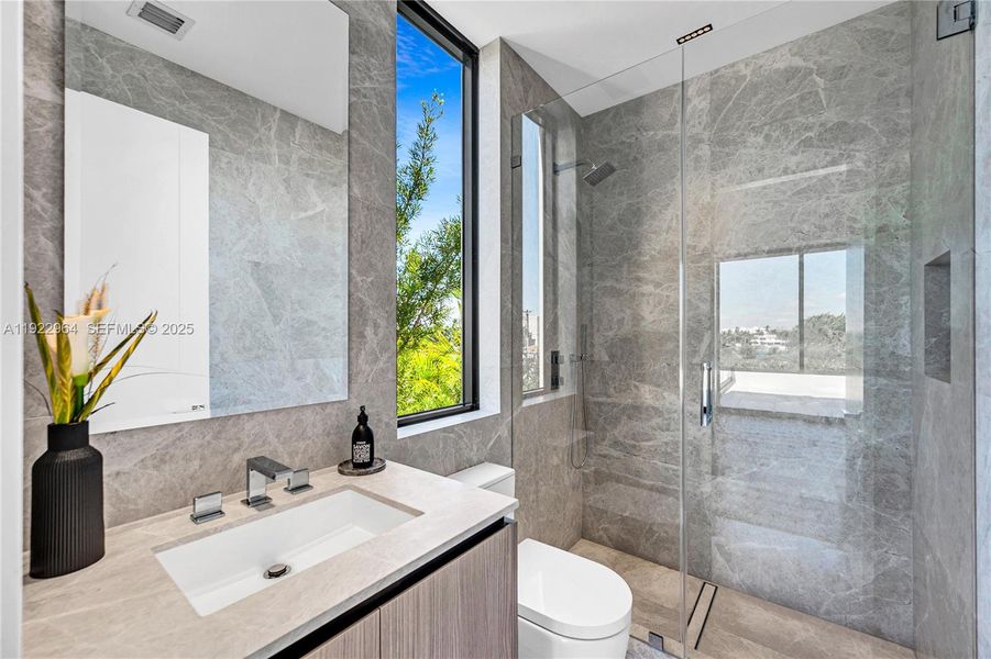 Furnished interior view inside a new home in , Miami Beach (Image 8).