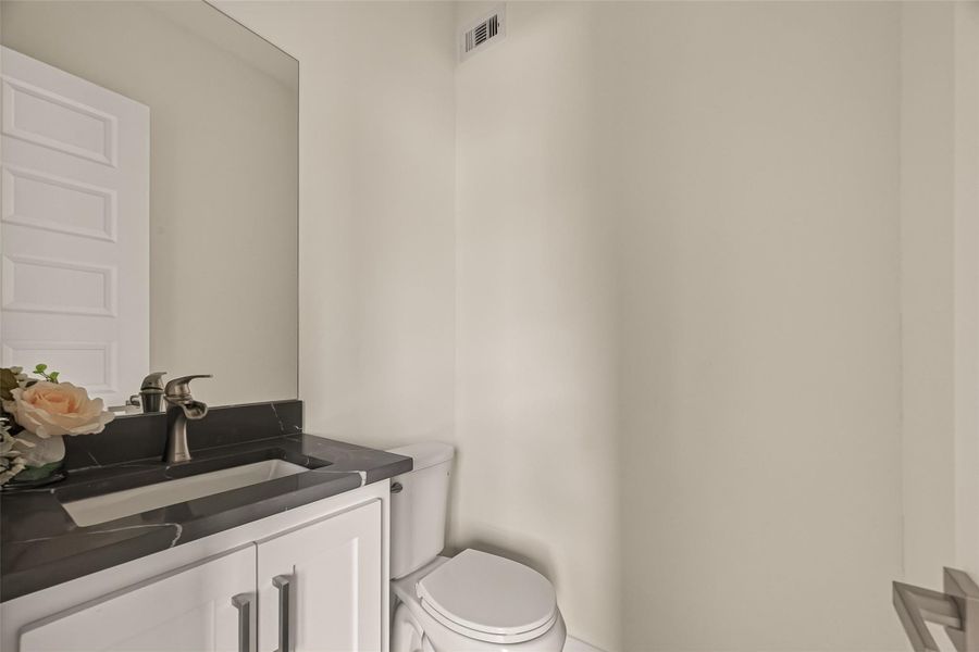 Image 39 of a home in .