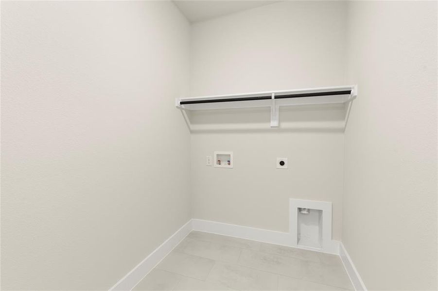 24. 2708 Andorra - Utility 24. 2708 Andorra - Utility