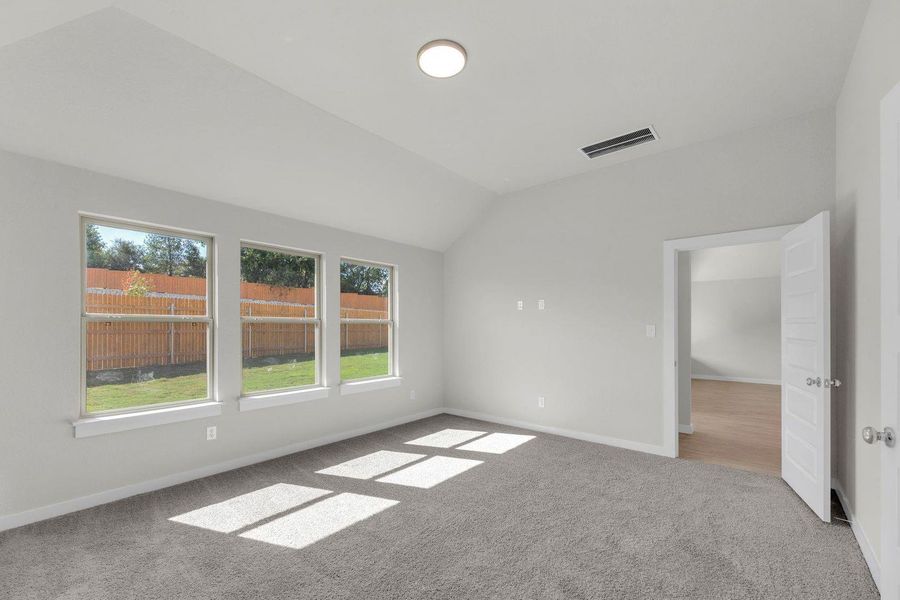 Spacious, unfurnished interior of a new home in Prairie Winds, Hutto (Image 25).
