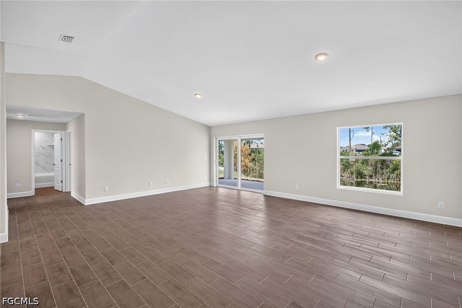 Spacious, unfurnished interior of a new home in Cape Coral, Cape Coral (Image 16). Spacious, unfurnished interior of a new home in Cape Coral, Cape Coral (Image 16).