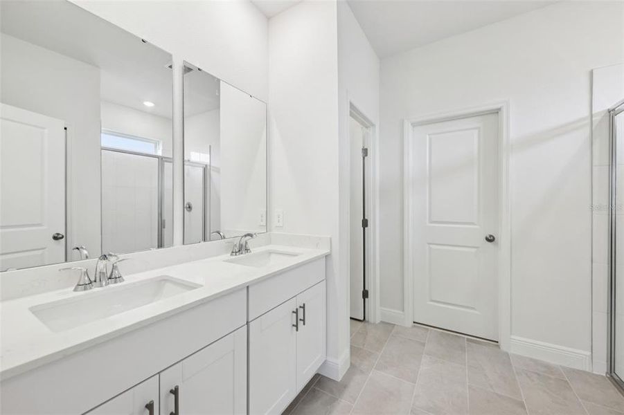 Furnished interior view inside a new home in Cyrene at Minneola, Minneola (Image 9).