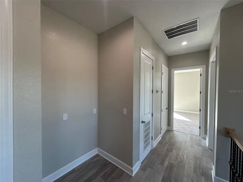 Spacious, unfurnished interior of a new home in , St. Petersburg (Image 63). Spacious, unfurnished interior of a new home in , St. Petersburg (Image 63).