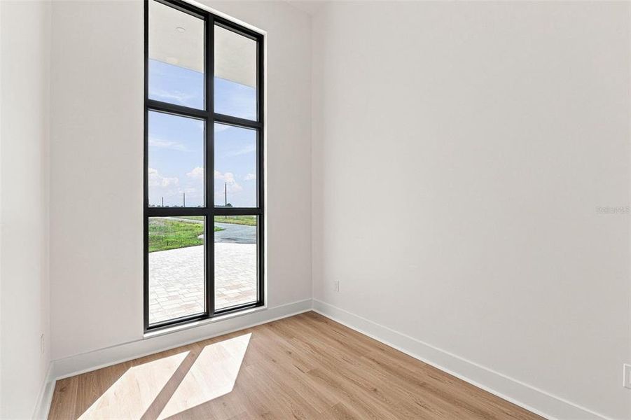 Spacious, unfurnished interior of a new home in , Placida (Image 47).