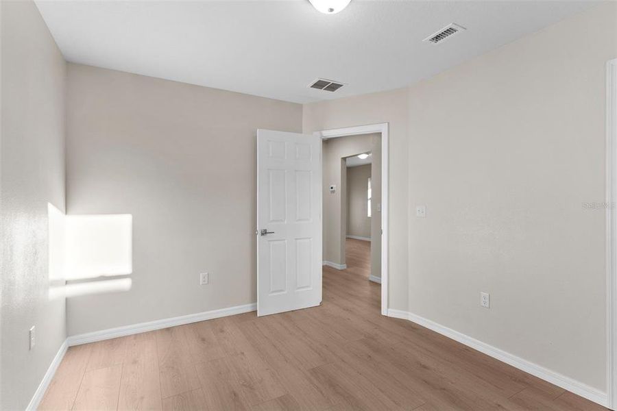 Spacious, unfurnished interior of a new home in , Auburndale (Image 15).