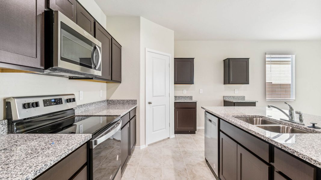 Furnished interior view inside a new home in Western Crossing, Florence (Image 6).