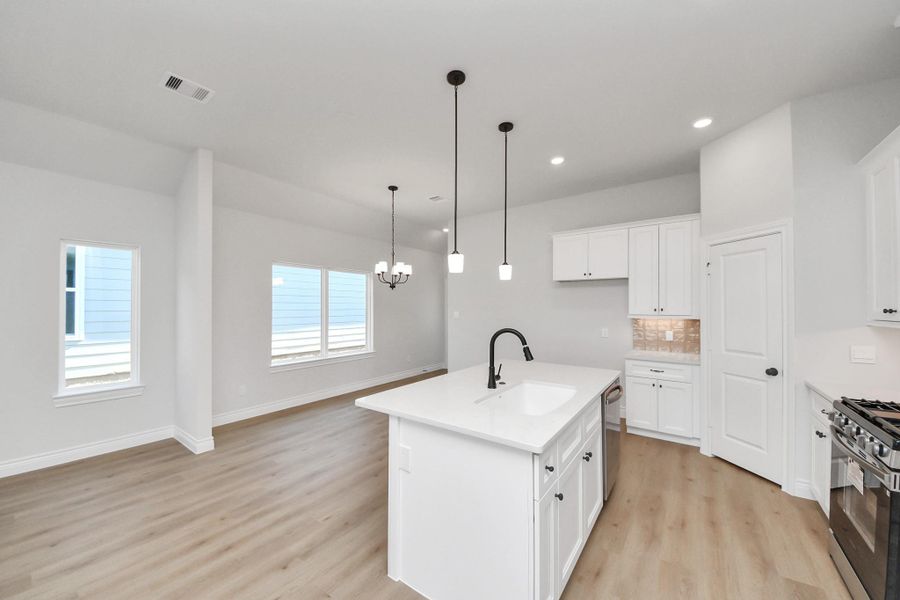 Furnished interior view inside a new home in Lexington Heights, Willis (Image 10). Furnished interior view inside a new home in Lexington Heights, Willis (Image 10).