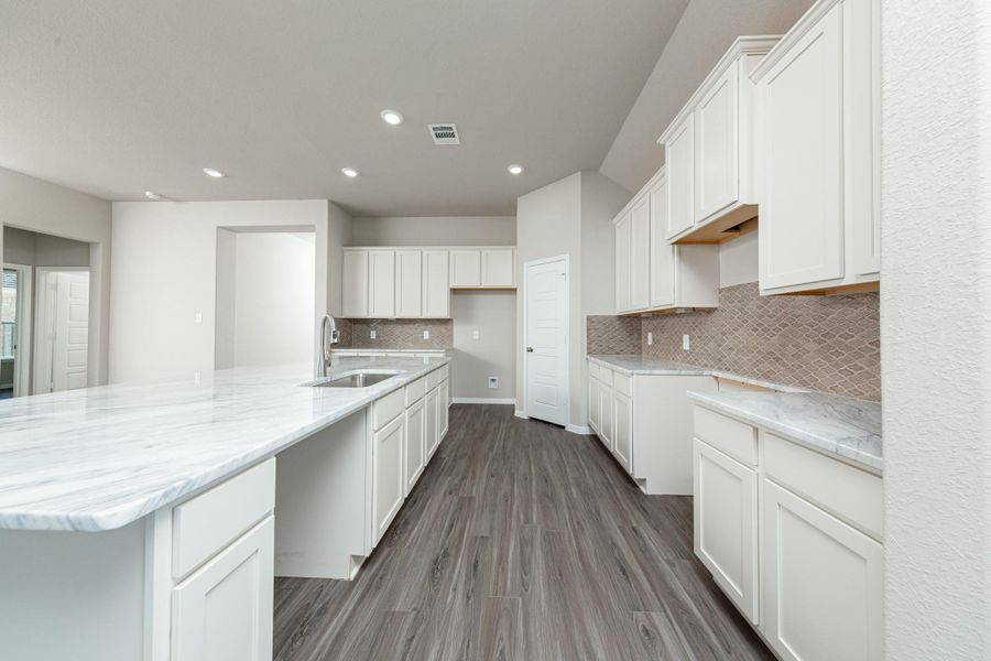 Furnished interior view inside a new home in River Ranch, Dayton (Image 7).