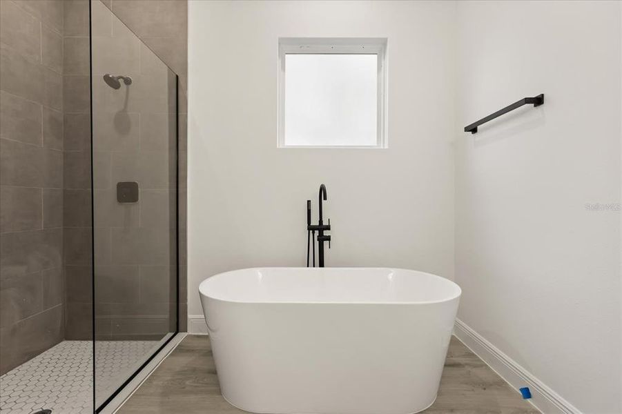 Close-up of interior finishes inside a home in , Citrus Springs (Image 13).