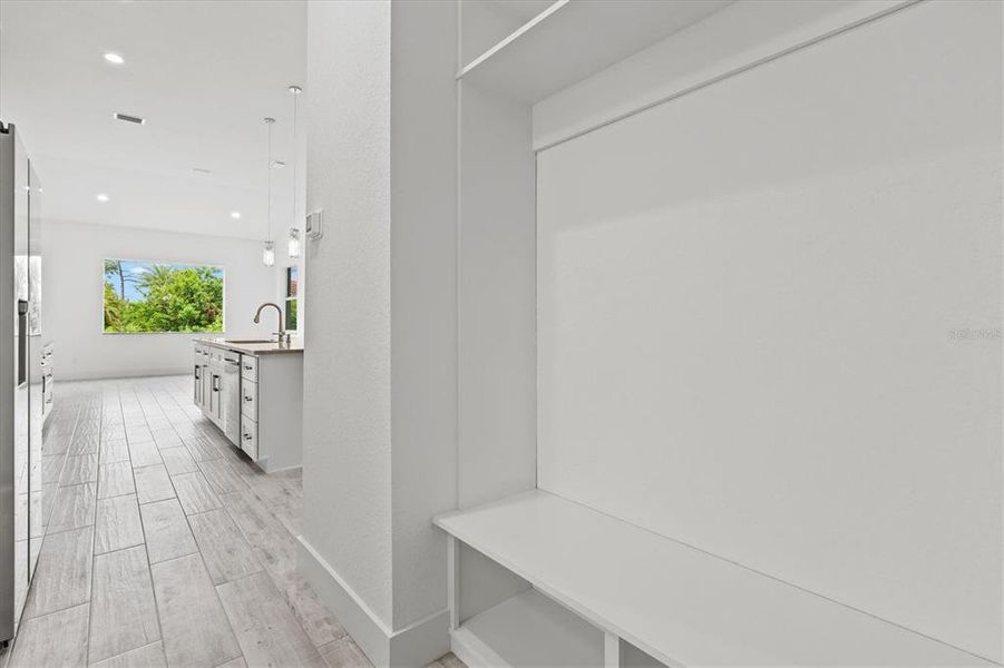 Spacious, unfurnished interior of a new home in , Englewood (Image 38).