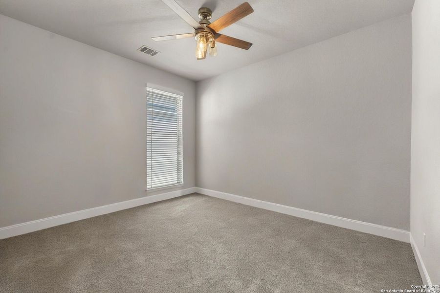 Spacious, unfurnished interior of a new home in Kallison Ranch 45', San Antonio (Image 21). Spacious, unfurnished interior of a new home in Kallison Ranch 45', San Antonio (Image 21).