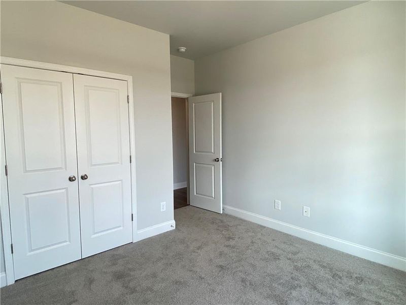 Spacious, unfurnished interior of a new home in , Jefferson (Image 37).
