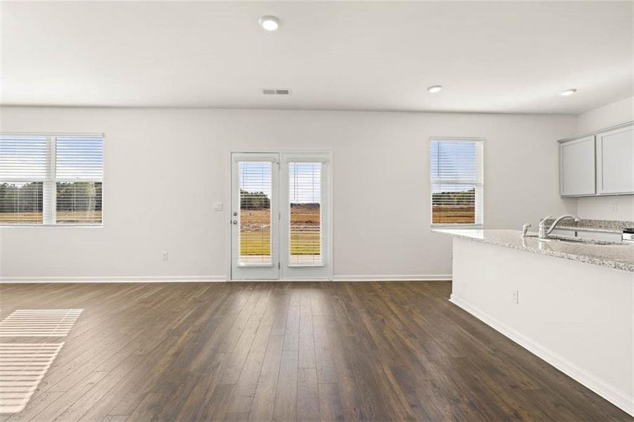 Spacious, unfurnished interior of a new home in Champion's Run, Lithonia (Image 15).
