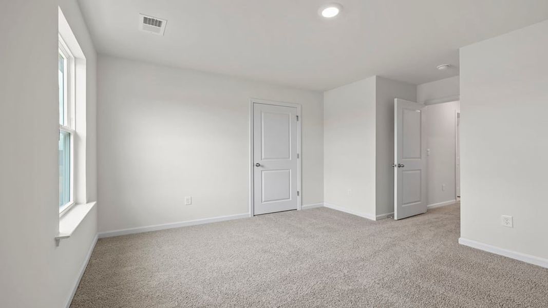 Spacious, unfurnished interior of a new home in Harrier Point, Woodruff (Image 19). Spacious, unfurnished interior of a new home in Harrier Point, Woodruff (Image 19).