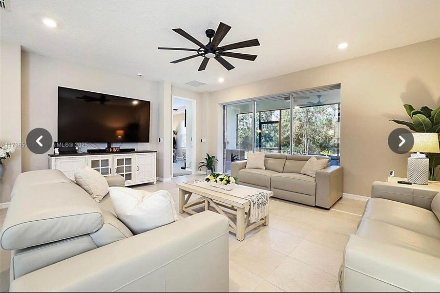 Furnished interior view inside a new home in , Port St. Lucie (Image 13).