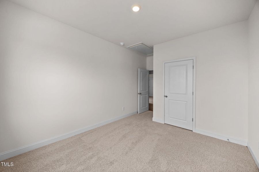 21-web-or-mls-BLS_0057