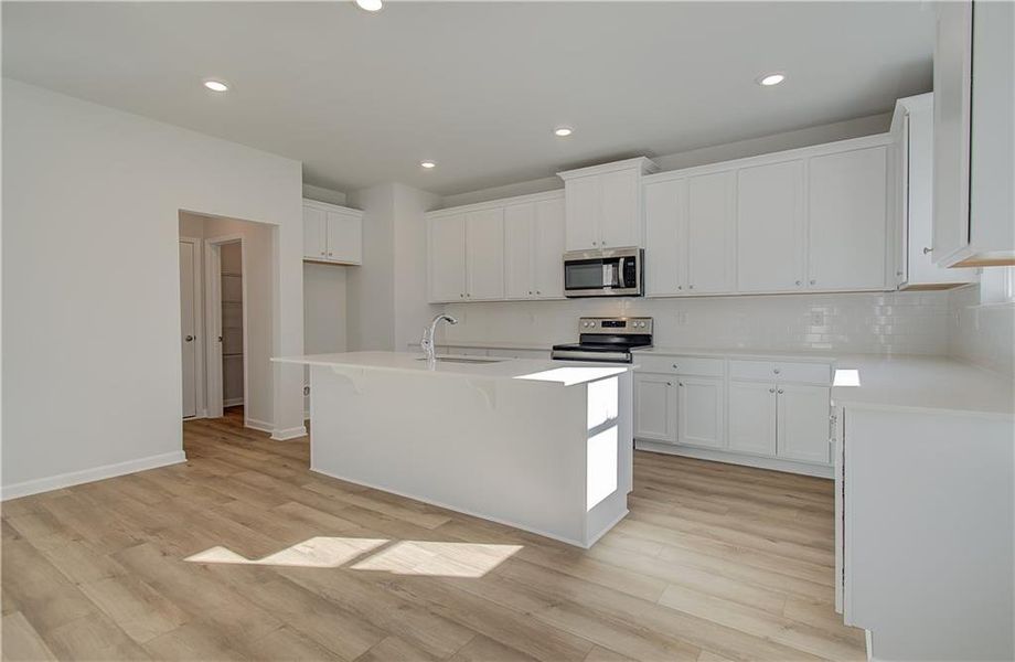 Furnished interior view inside a new home in Bowers Farm, McDonough (Image 7).
