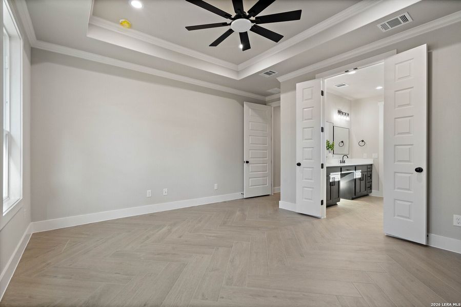 Spacious, unfurnished interior of a new home in , Spring Branch (Image 28). Spacious, unfurnished interior of a new home in , Spring Branch (Image 28).