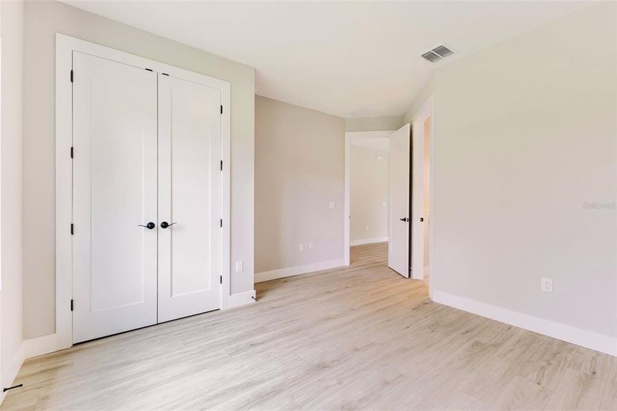 Spacious, unfurnished interior of a new home in , North Port (Image 29).