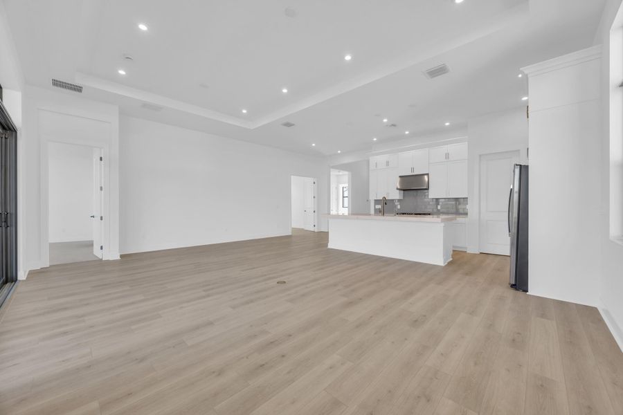 Great Rm/Kitchen Great Rm/Kitchen