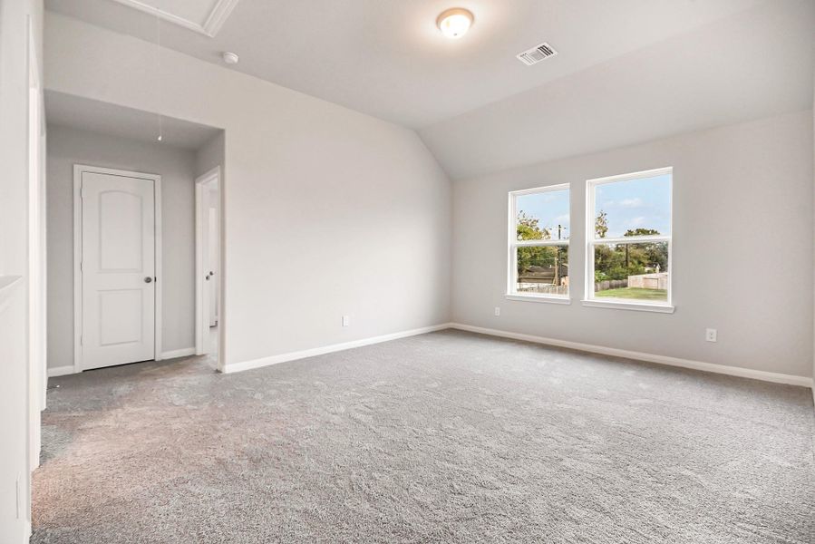 Spacious, unfurnished interior of a new home in , Bay City (Image 29). Spacious, unfurnished interior of a new home in , Bay City (Image 29).
