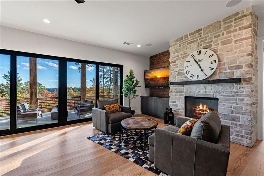 Image 62 of a home in .